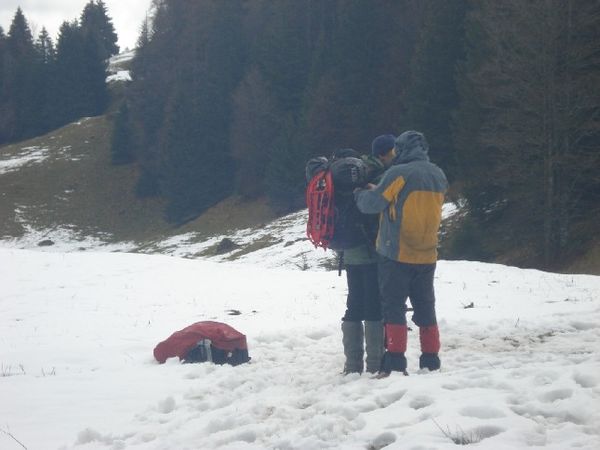 Die letzten Sachen werden noch gepackt.